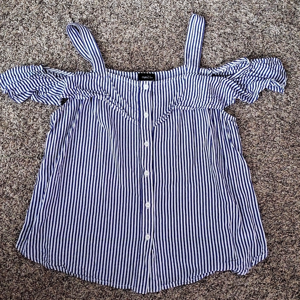 --Rue 21 shirt